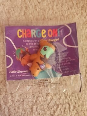 Charge On! Little Brownie Bakers Charger Protector